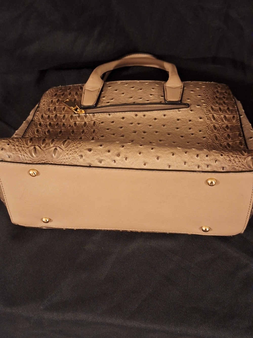 Taupe Textured Tote Bag with Matching Wristlet - Women's Fashion Handbag. - Picture 10 of 10